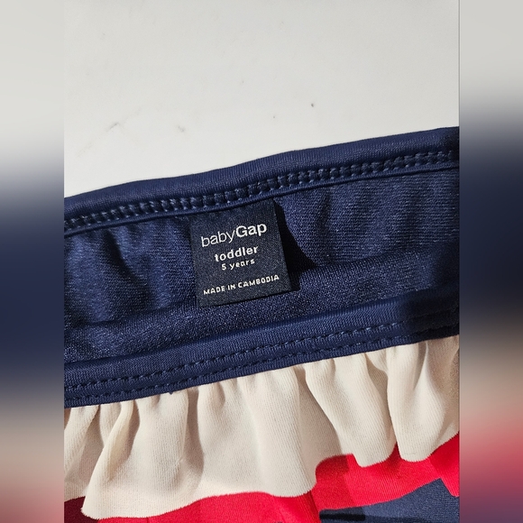 Size 5 Gap Ruffle Bikini - Picture 3 of 3